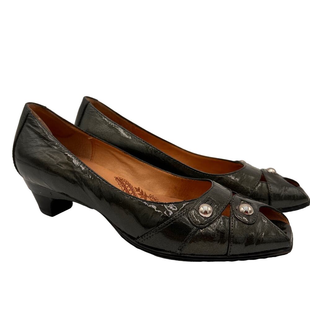 Sofft Pewter Patent Leather Slip On Peep Toe Heels Size 9